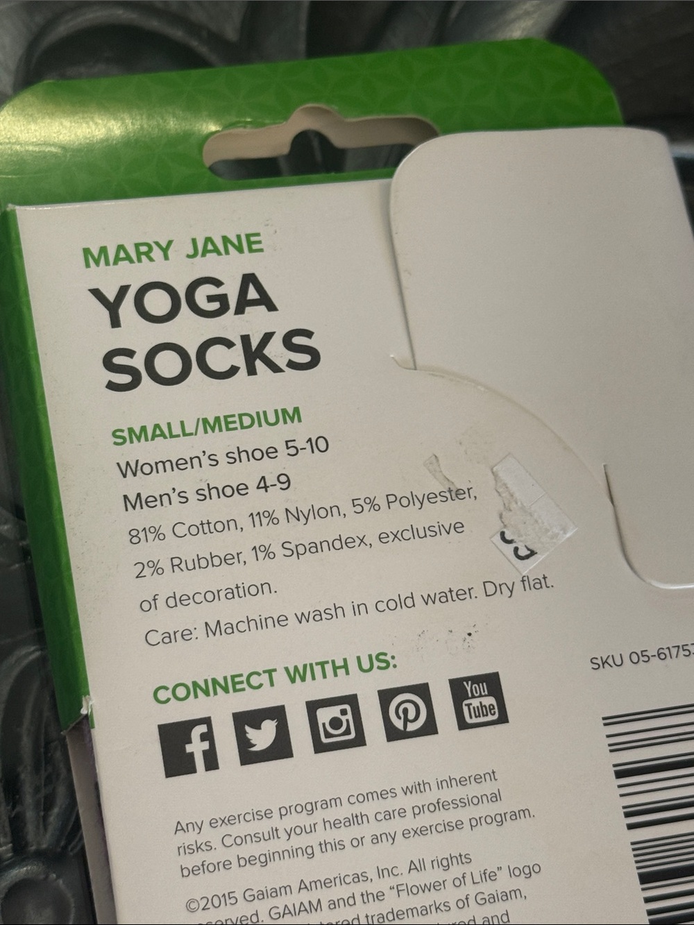 GAIAM Small Medium Purple Pink Mary Jane Grip Yoga Socks - Picture 8 of 8
